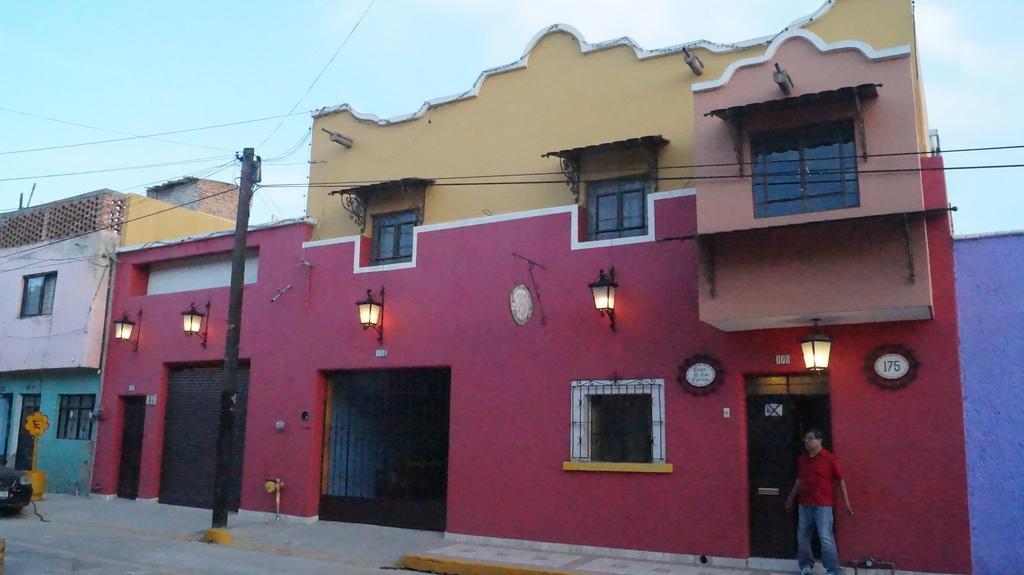 Casa De Las Flores Tlaquepaque Exterior foto