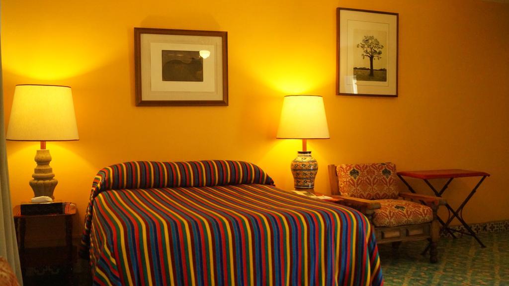 Casa De Las Flores Tlaquepaque Quarto foto